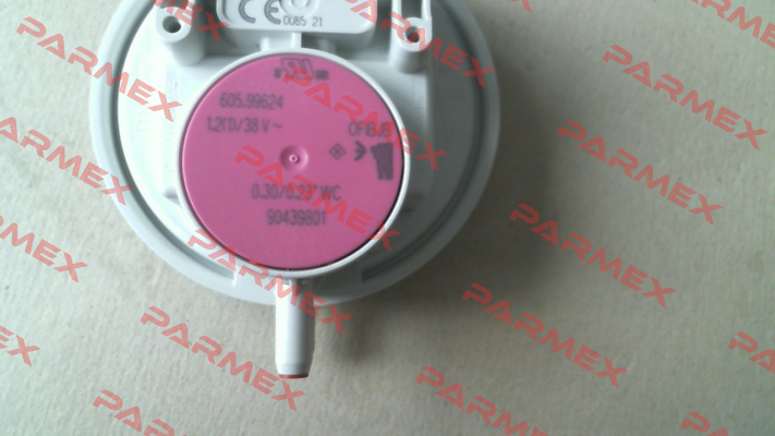 90439801 Pressure switch .23" pink label Combat (formerly Roberts Gordon)